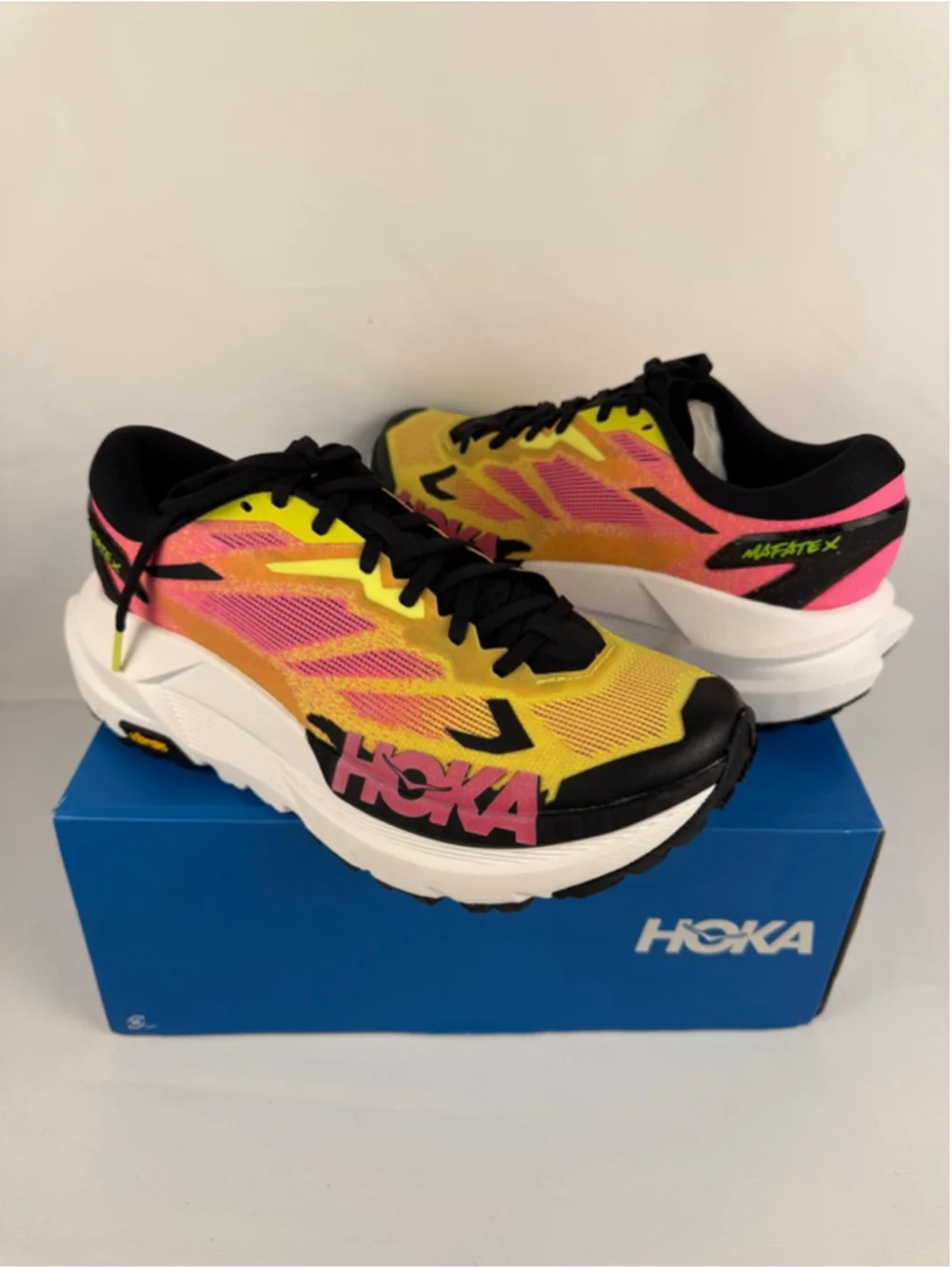 Men's Hoka Mafate X Athletic Shoes Size 8 Yellow Pink